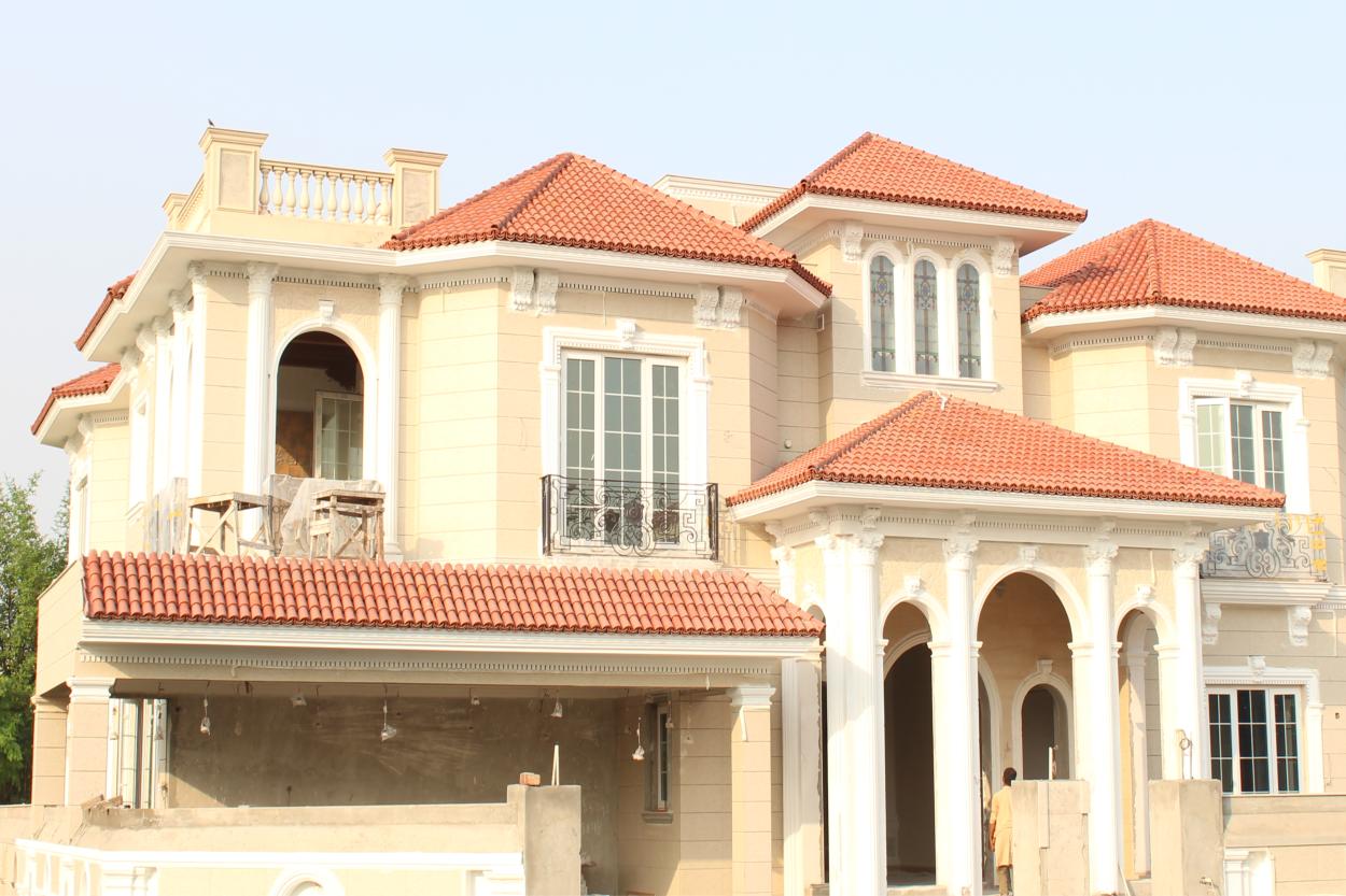 beautiful house roof design with Terracotta roofing tiles lahore